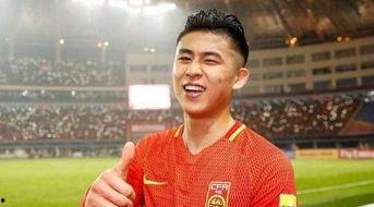 张玉宁父亲爆料了吗视频,揭秘足球天才背后的故事