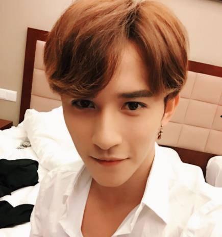 刘洲成评论的娱乐圈爆料,刘洲成深度解读明星幕后故事