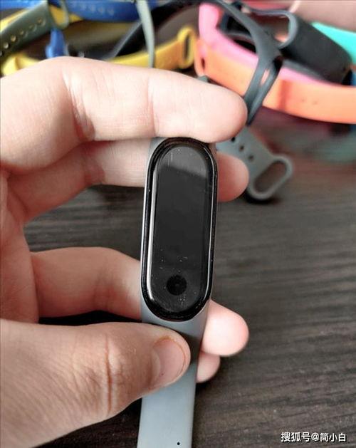 小米手环10最新爆料图片,全新设计曝光，功能升级引期待