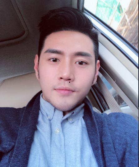 娱乐圈爆料小哥哥有哪些,揭秘小哥哥们的幕后故事