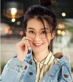 娱乐圈小花七天爆料推文,揭秘明星幕后真相