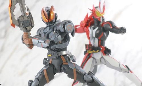 新闻爆料假面骑士大剑,神秘新角色曝光，剧情反转引热议