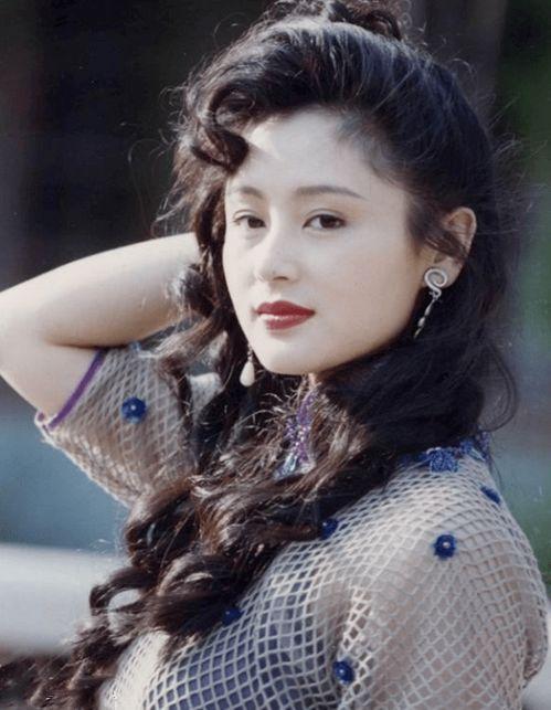 娱乐圈爆料陈红是谁啊,陈红身份揭秘，她是谁？